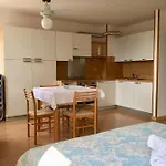 Taverna Πανσιόν Gardone Riviera