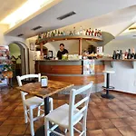 Taverna 4*